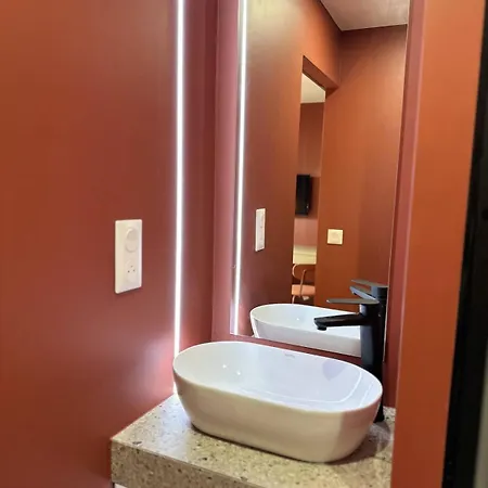 Maison Avec 3 Privatives Avec Salle De Bain - Cuisine Commune Maison d'hôtes *