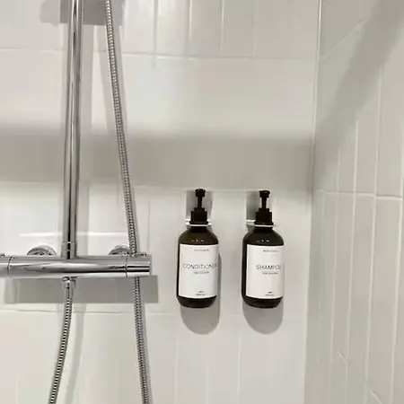 Maison Avec 3 Privatives Avec Salle De Bain - Cuisine Commune * Amiens