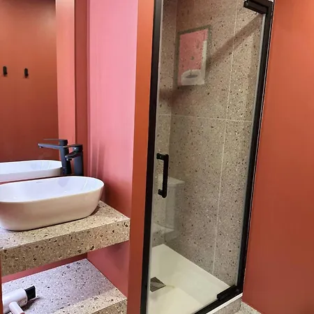Maison Avec 3 Privatives Avec Salle De Bain - Cuisine Commune Maison d'hôtes